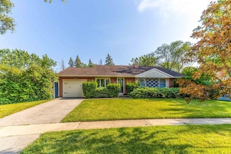 697 Hickory Dr Unit 6, Buffalo Grove, IL 60089