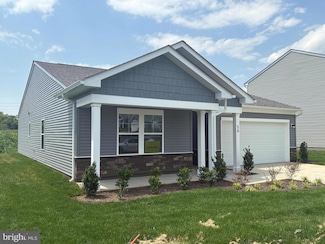 163 Angus Rd, Charles Town, WV 25414