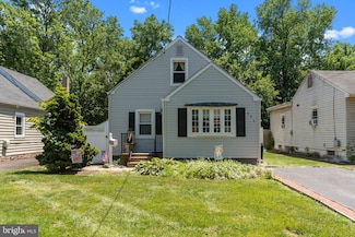 459 Mckinley Ave, Morrisville, PA 19067