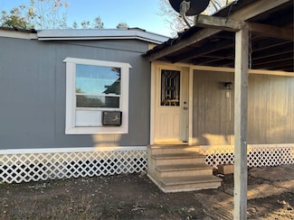 305 7th St, Rosenberg, TX 77471