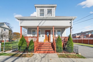 173 Glennon St, New Bedford, MA 02745