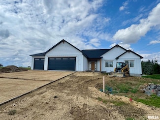 6932 Wilderness Pointe, Bettendorf, IA 52722