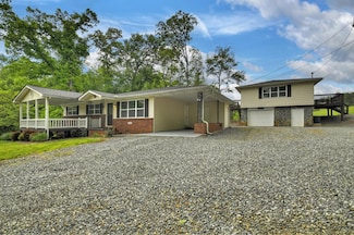 868 Sugar Creek Rd, Blue Ridge, GA 30513