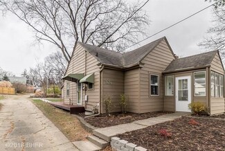 3939 Lincoln Place Dr, Des Moines, IA 50312