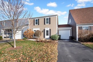 3S093 Briarwood Dr Unit 3, Warrenville, IL 60555
