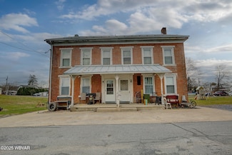 33 Church St, Watsontown, PA 17777
