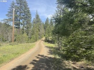 352 Box Canyon Rd, Goldendale, WA 98620