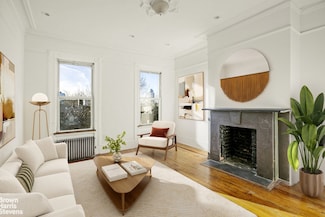 100 Newel St Unit 4L, Brooklyn, NY 11222