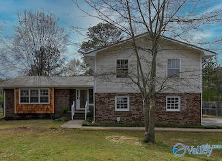 1118 Wynn Ct, Anniston, AL 36207