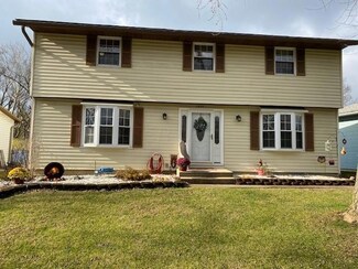 1601 Riverbend Rd, Columbus, OH 43223