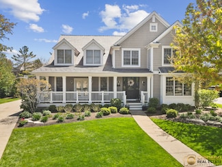 1641 Cabot Ln, Glenview, IL 60026