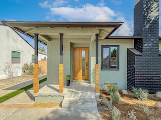 7530 Gaviota Ave, Van Nuys, CA 91406