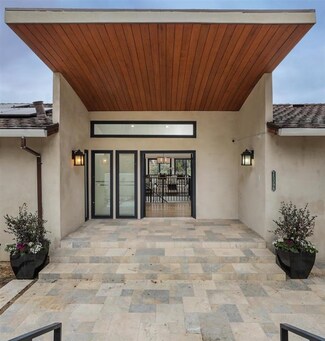 25396 La Loma Dr, Los Altos Hills, CA 94022