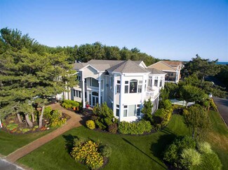217 Alexander Ave, Cape May Point, NJ 08212