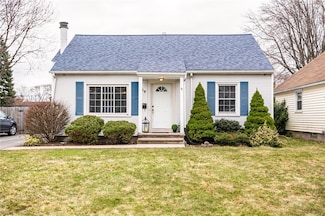 104 Ridgewood Rd, Rochester, NY 14626