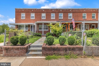 526 E Duncan Ave, Alexandria, VA 22301