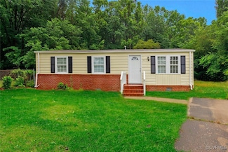 711 Bond Ln, Suffolk, VA 23434