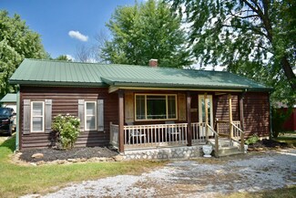 712 N Albany Ave, Bolivar, MO 65613