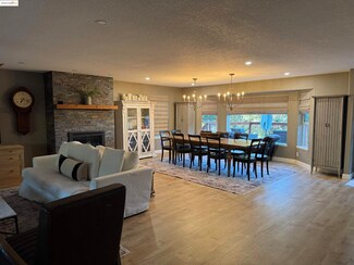14535 Lake Vista Dr, Sonora, CA 95370