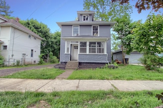 609 W Biddle St, Jackson, MI 49203