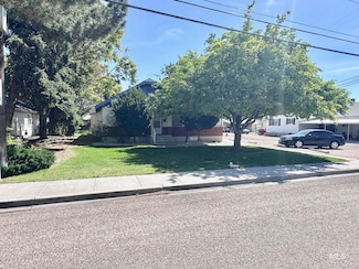 135 Davis Ave, Nampa, ID 83651