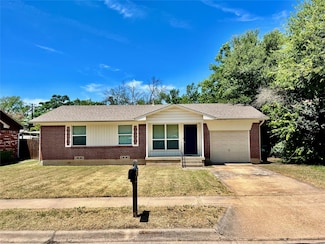 2005 Shawnee St, Denton, TX 76209