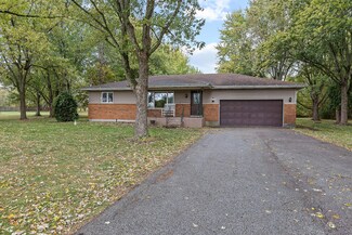 712 S 500 W, Hebron, IN 46341