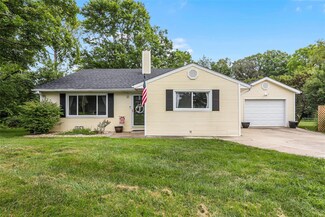 223 Glen Carbon Rd, Glen Carbon, IL 62034