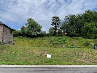 150 Hubbs Ln, Pittsburgh, PA 15236