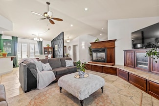 942 12th St, Williams, CA 95987