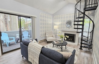 10004 NE 122nd St Unit T-D, Kirkland, WA 98034