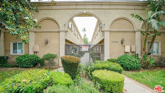 20234 Cohasset St Unit 11, Winnetka, CA 91306