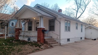 621 S Green St, Wichita, KS 67211