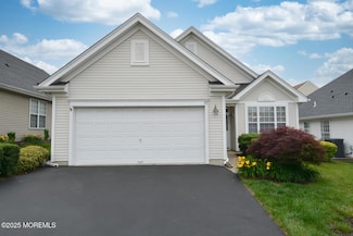12 Atrium Dr, Trenton, NJ 08620