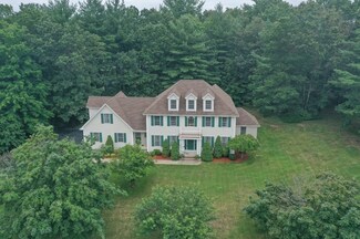 6 Hunters Ridge Cir, Southwick, MA 01077