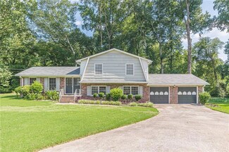 3109 Albatross Ln, Decatur, GA 30034