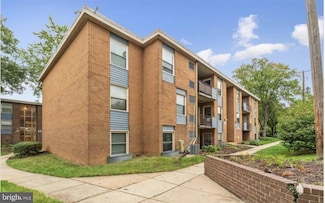 3841 Saint Barnabas Rd Unit 3843T, Suitland, MD 20746