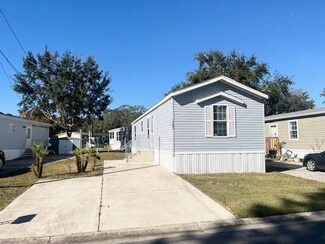 166 N Mckinley Ave, Orlovista, FL 32811