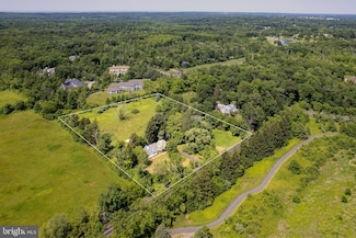 100 Carson Rd, Princeton, NJ 08540