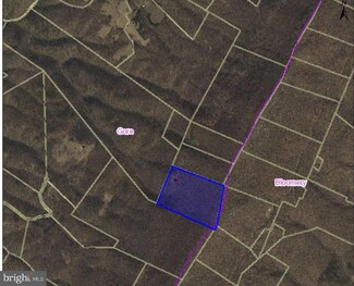 3579 Bethel Rd, Paw Paw, WV 25434