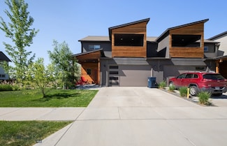2765 Georgia Marie Ln, Bozeman, MT 59718