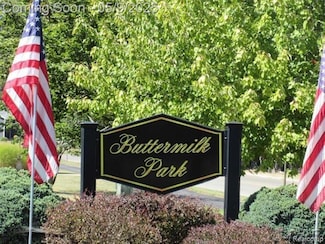 637 Ridge Ln Unit B, Tecumseh, MI 49286