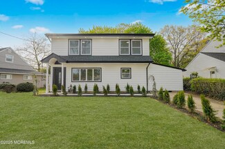 2 Buttonwood Dr, Parlin, NJ 08859