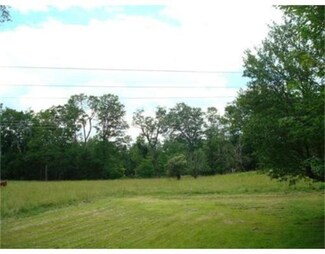 47 Sumner Stetson Rd, Colrain, MA 01340