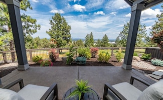 3144 NW Hidden Ridge Dr, Bend, OR 97703
