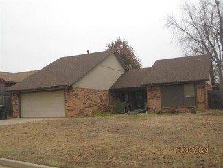9721 Crest Dr, Oklahoma City, OK 73130