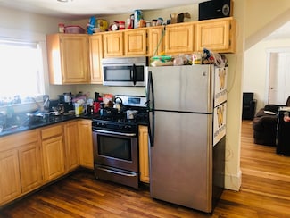 18 Stockwell St, Roxbury Crossing, MA 02120