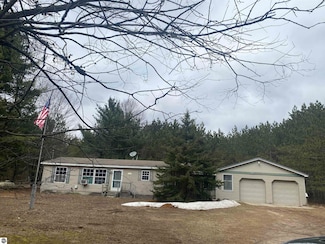 12256 Cinder Rd, Beulah, MI 49617