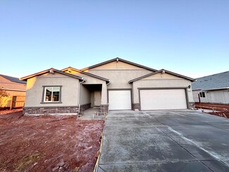 5505 Feathers Ave, Redding, CA 96002