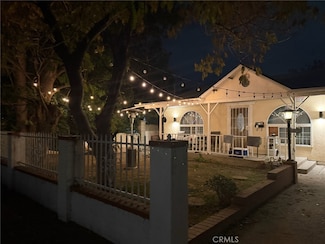 6839 Geyser Ave, Reseda, CA 91335